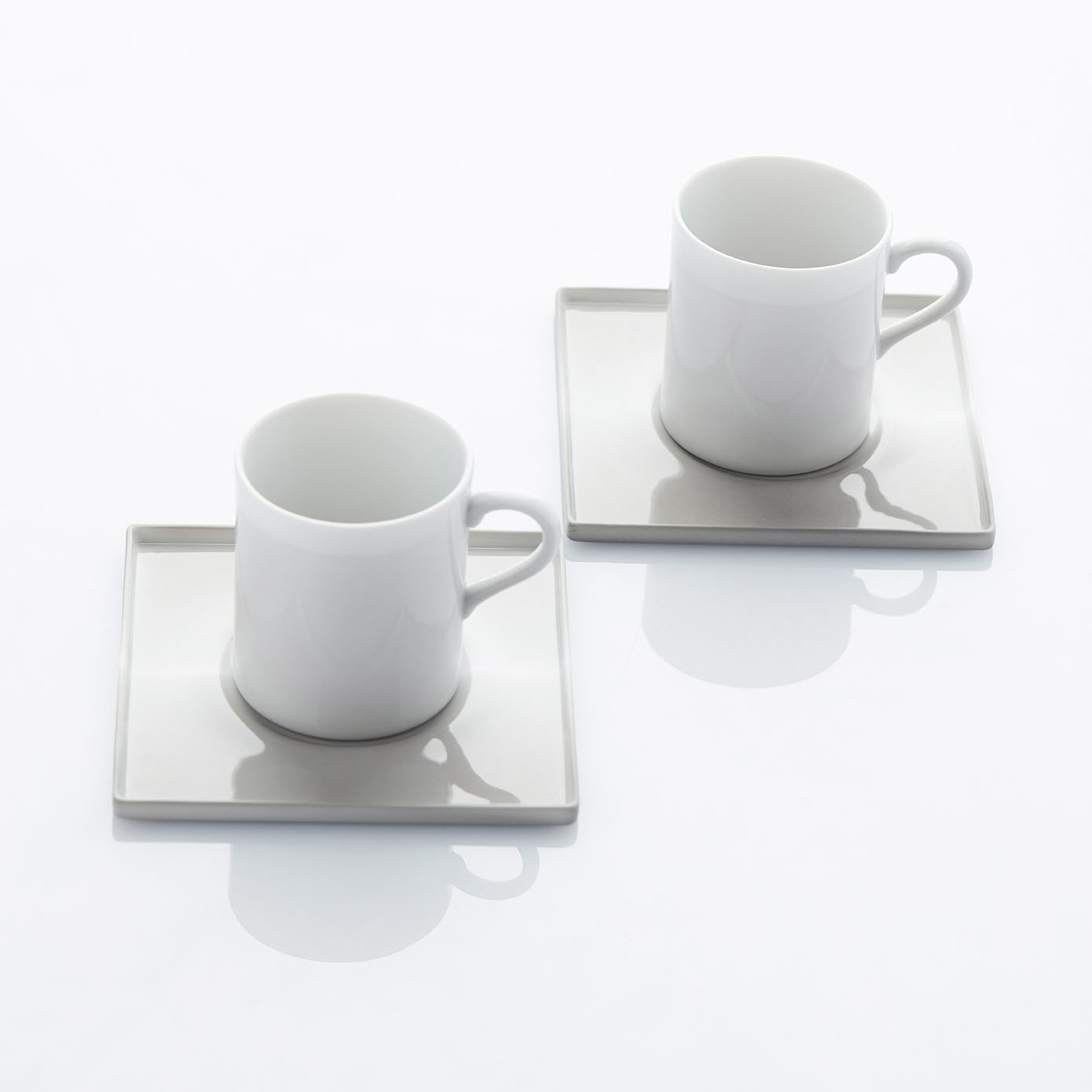 LA MER cup coffee + saucer