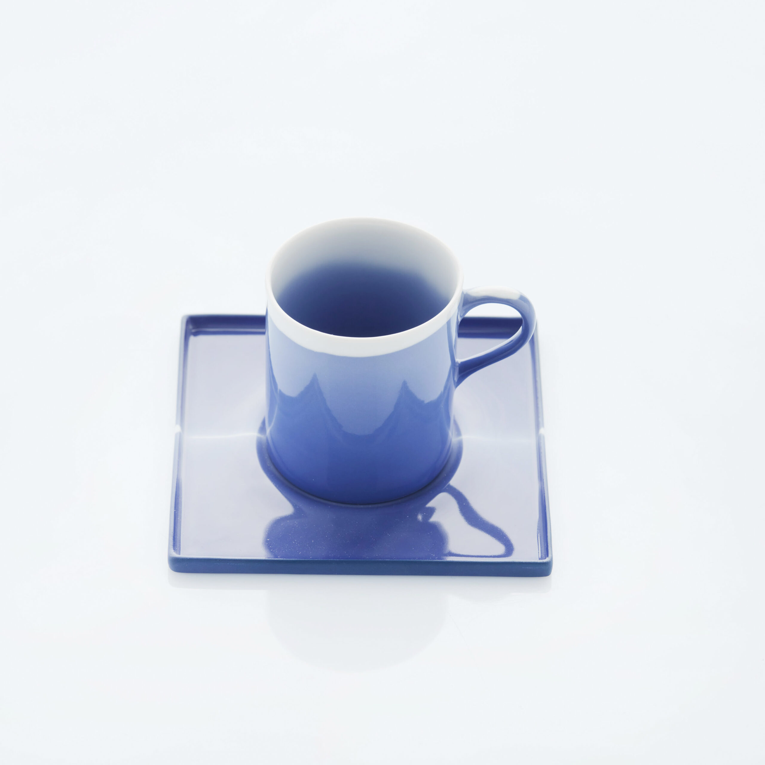 LA MER cup coffee + saucer